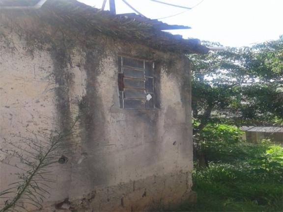 Imagem Casa com 2 Quartos à Venda, 312 m² em Jd. Yolanda - Jacareí Imagem Casa com 2 Quartos à Venda, 312 m² em Jd. Yolanda - Jacareí