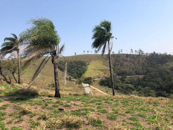 Imagem Terreno à Venda, em Nazaré Paulista Imagem Terreno à Venda, em Nazaré Paulista