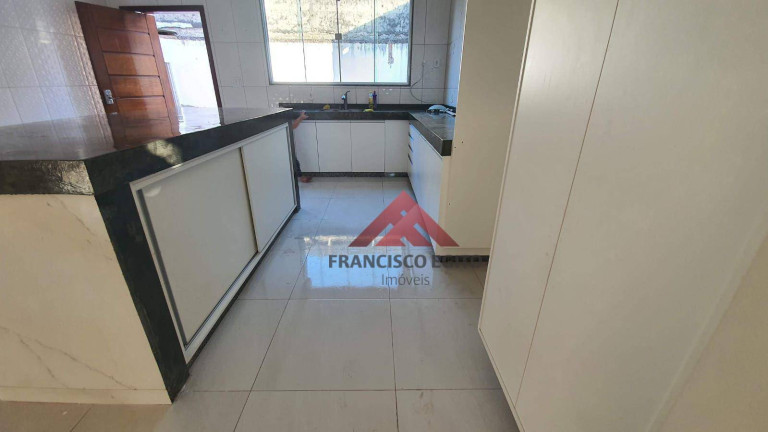 Imagem Casa com 3 Quartos à Venda, 360 m² em Jardim Catarina - São Gonçalo