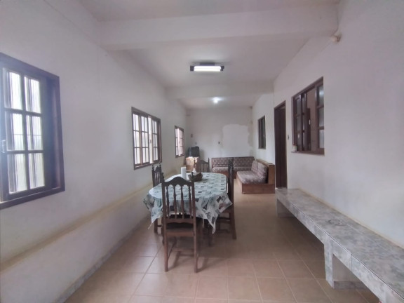 Imagem Casa com 6 Quartos à Venda, 196 m² em Setiba - Guarapari Imagem Casa com 6 Quartos à Venda, 196 m² em Setiba - Guarapari