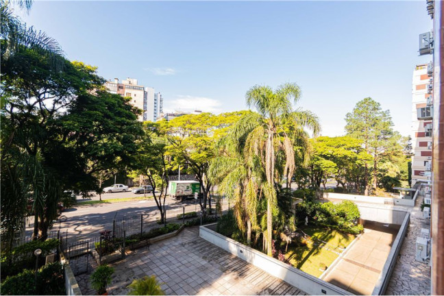 Imagem Imóvel com 3 Quartos à Venda, em Bela Vista - Porto Alegre Imagem Imóvel com 3 Quartos à Venda, em Bela Vista - Porto Alegre