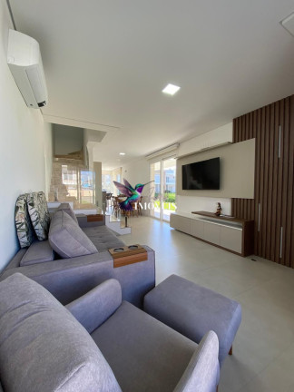 Imagem Casa com 3 Quartos à Venda, 140 m² em Centro - Capão Da Canoa