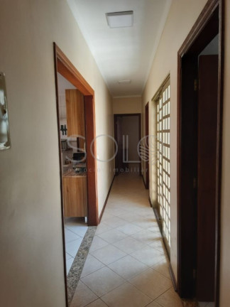 Imagem Casa com 2 Quartos à Venda, 220 m² em Jardim Das Estações (vila Xavier) - Araraquara Imagem Casa com 2 Quartos à Venda, 220 m² em Jardim Das Estações (vila Xavier) - Araraquara