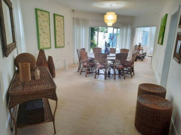 Imagem Casa com 6 Quartos à Venda, 372 m² em Enseada - Guarujá Imagem Casa com 6 Quartos à Venda, 372 m² em Enseada - Guarujá