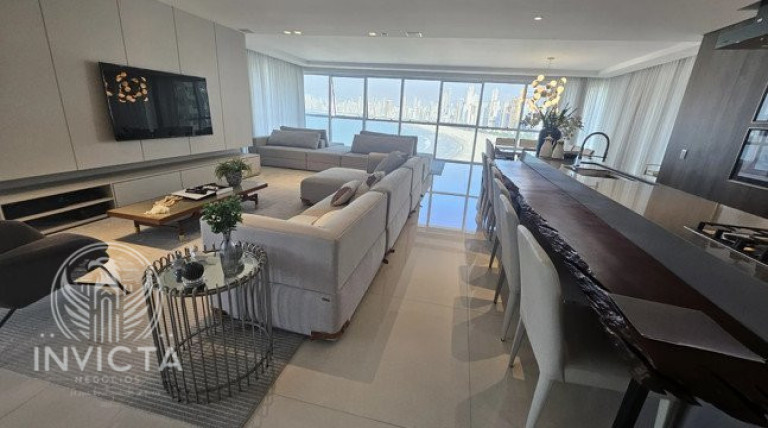 Imagem Apartamento com 5 Quartos à Venda, 283 m² em Pioneiros - Balneário Camboriú Imagem Apartamento com 5 Quartos à Venda, 283 m² em Pioneiros - Balneário Camboriú