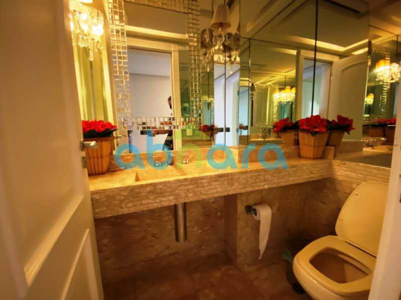 Imagem Apartamento com 3 Quartos à Venda, 160 m² em Copacabana - Rio De Janeiro Imagem Apartamento com 3 Quartos à Venda, 160 m² em Copacabana - Rio De Janeiro