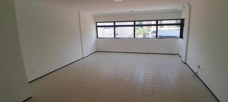 Apartamento com 4 Quartos à Venda, 165 m² em Manuel Dias Branco - Fortaleza
