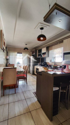 Imagem Casa com 3 Quartos à Venda, 135 m² em Aventureiro - Joinville Imagem Casa com 3 Quartos à Venda, 135 m² em Aventureiro - Joinville
