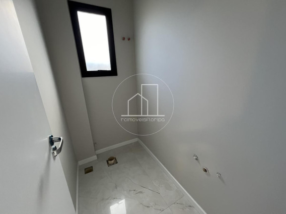 Imagem Casa com 3 Quartos à Venda, 135 m² em Ponta Das Canas - Florianópolis Imagem Casa com 3 Quartos à Venda, 135 m² em Ponta Das Canas - Florianópolis
