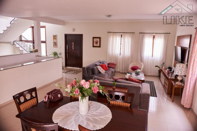 Imagem Casa com 3 Quartos à Venda,  em Loteamento Villa Branca - Jacareí