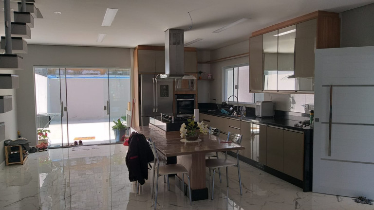 Imagem Sobrado com 3 Quartos à Venda, 175 m² em Portal Dos Ipês - Cajamar