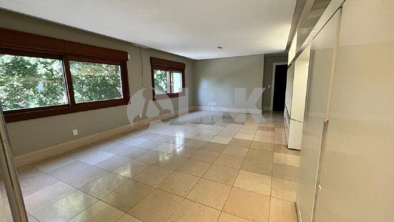 Imagem Apartamento com 3 Quartos à Venda, 325 m² em Moinhos De Vento - Porto Alegre