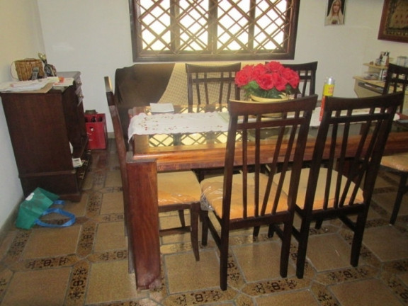 Imagem Sobrado com 4 Quartos à Venda, 220 m² em Marapé - Santos