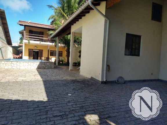 Imagem Sobrado com 4 Quartos à Venda, 302 m² em Campos Elíseos - Itanhaém Imagem Sobrado com 4 Quartos à Venda, 302 m² em Campos Elíseos - Itanhaém