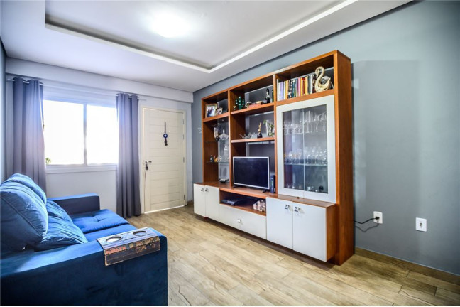 Imagem Casa com 2 Quartos à Venda, em Jardim Itu - Porto Alegre Imagem Casa com 2 Quartos à Venda, em Jardim Itu - Porto Alegre
