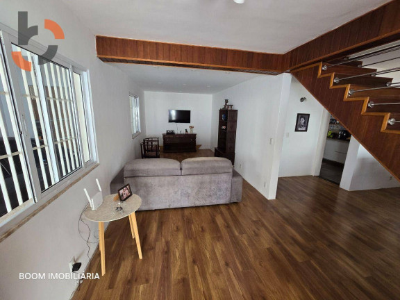 Imagem Casa com 3 Quartos à Venda, 215 m² em Caonze - Nova Iguaçu