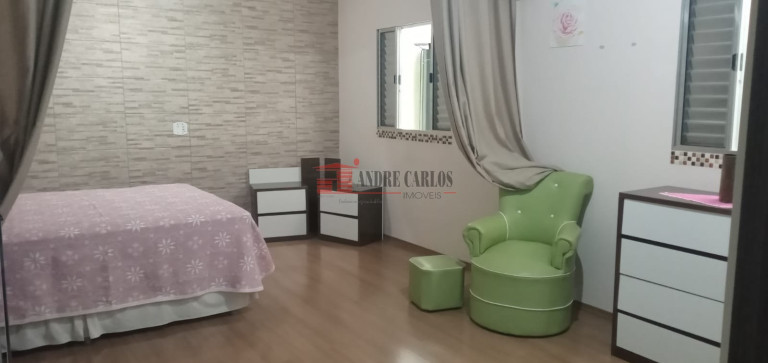 Imagem Sobrado com 4 Quartos à Venda, 283 m² em Santa Maria - Osasco