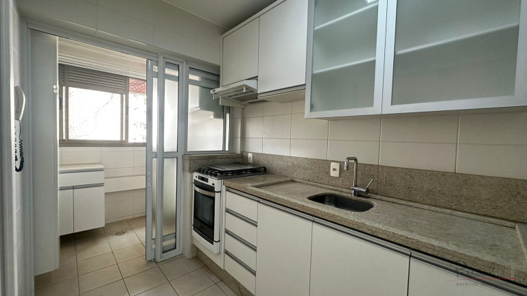 Imagem Apartamento com 3 Quartos à Venda, 150 m² em Centro - Florianópolis Imagem Apartamento com 3 Quartos à Venda, 150 m² em Centro - Florianópolis