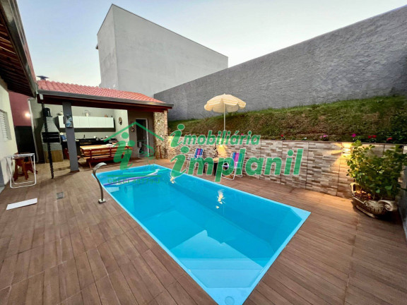 Casa com 2 Quartos à Venda, 500 m² em Parque Das Videiras - Jarinu