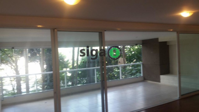 Imagem Apartamento com 4 Quartos à Venda, 180 m² em Campo Belo - São Paulo