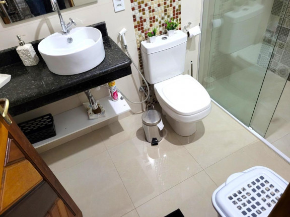 Imagem Casa com 4 Quartos à Venda, 250 m² em Jordanópolis - Arujá