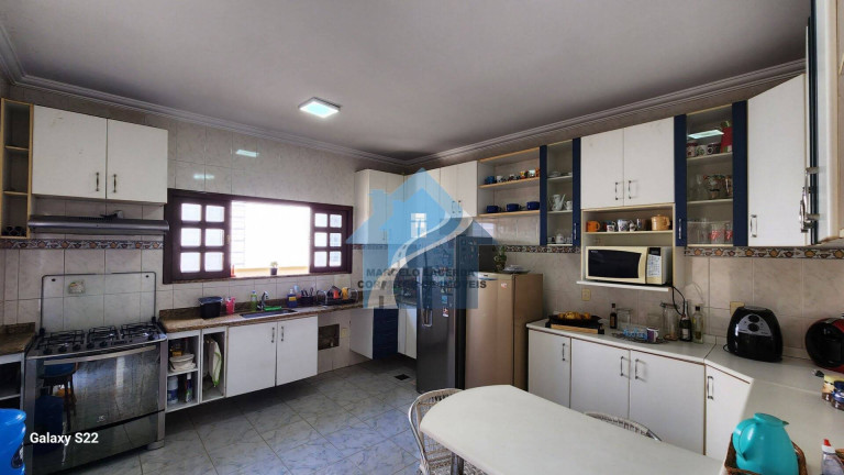 Imagem Casa com 4 Quartos à Venda, 338 m² em Dom Pedro - Manaus Imagem Casa com 4 Quartos à Venda, 338 m² em Dom Pedro - Manaus