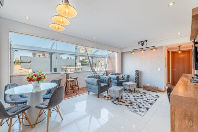 Imagem Apartamento com 2 Quartos à Venda, 70 m² em Santana - Porto Alegre