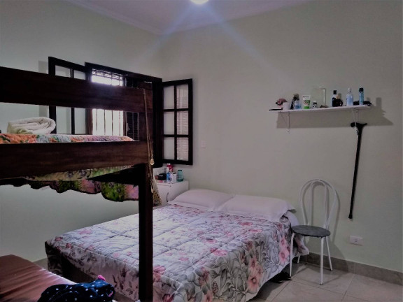 Imagem Sobrado com 5 Quartos à Venda, 180 m² em Massaguaçu - Caraguatatuba