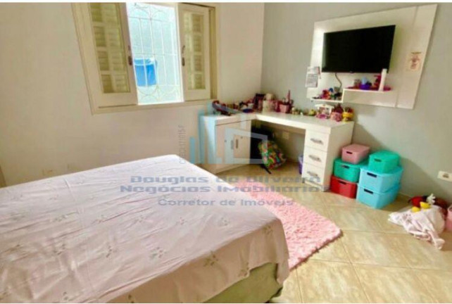 Imagem Casa com 3 Quartos à Venda, 188 m² em Flórida - Praia Grande Imagem Casa com 3 Quartos à Venda, 188 m² em Flórida - Praia Grande