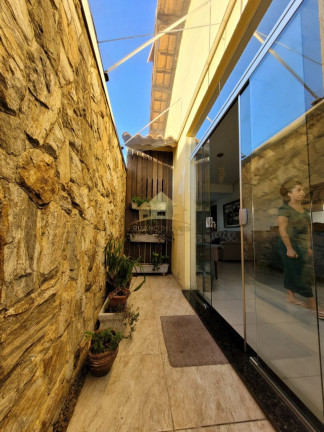 Imagem Sobrado com 3 Quartos à Venda, 254 m² em Jardim Nossa Senhora Do Carmo - São Paulo Imagem Sobrado com 3 Quartos à Venda, 254 m² em Jardim Nossa Senhora Do Carmo - São Paulo