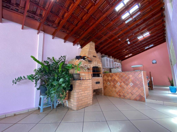 Imagem Casa com 3 Quartos à Venda, 340 m² em Jardim Guaçuano - Mogi Guaçu Imagem Casa com 3 Quartos à Venda, 340 m² em Jardim Guaçuano - Mogi Guaçu