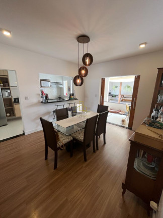 Imagem Casa com 3 Quartos à Venda, 275 m² em Parque Residencial Laranjeiras - Serra Imagem Casa com 3 Quartos à Venda, 275 m² em Parque Residencial Laranjeiras - Serra