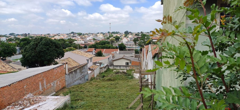 Imagem Terreno à Venda, em Xaxim - Curitiba Imagem Terreno à Venda, em Xaxim - Curitiba