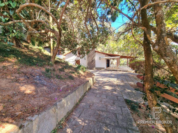 Imagem Casa com 3 Quartos à Venda, 400 m² em Barra Do Imbuí - Teresópolis