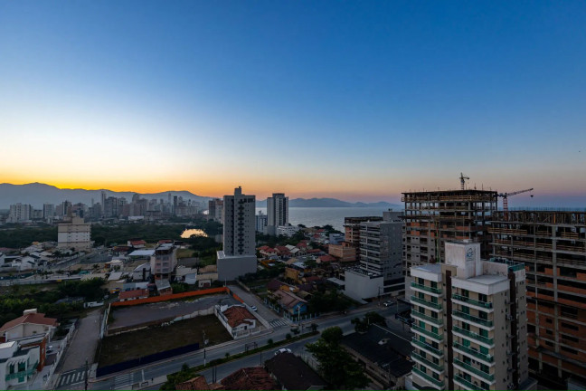 Imagem Apartamento com 3 Quartos à Venda, 108 m² em Perequê - Porto Belo Imagem Apartamento com 3 Quartos à Venda, 108 m² em Perequê - Porto Belo