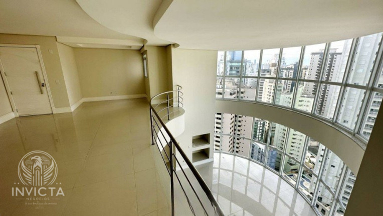 Imagem Apartamento com 4 Quartos à Venda, 240 m² em Centro - Balneário Camboriú Imagem Apartamento com 4 Quartos à Venda, 240 m² em Centro - Balneário Camboriú