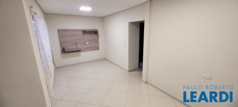 Imagem Sobrado com 6 Quartos à Venda, 308 m² em Vila Tibiriçá - Santo André Imagem Sobrado com 6 Quartos à Venda, 308 m² em Vila Tibiriçá - Santo André
