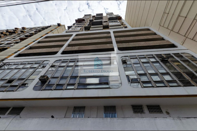 Imagem Imóvel com 1 Quarto à Venda, 42 m² em Centro - Niterói Imagem Imóvel com 1 Quarto à Venda, 42 m² em Centro - Niterói