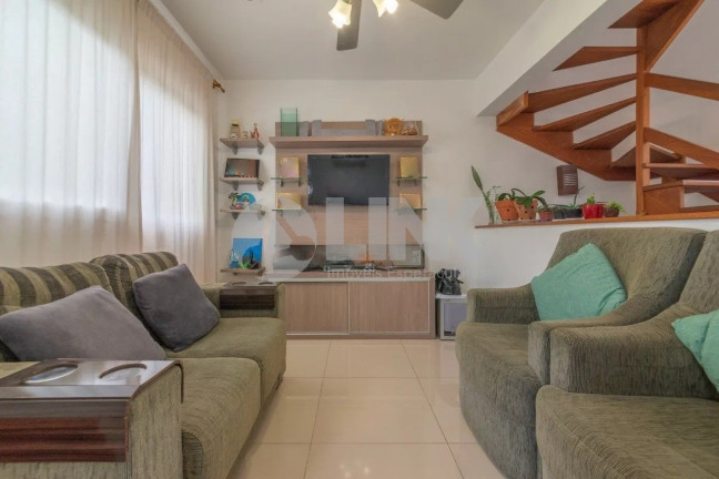 Imagem Imóvel com 3 Quartos à Venda, 130 m² em Ipanema - Porto Alegre Imagem Imóvel com 3 Quartos à Venda, 130 m² em Ipanema - Porto Alegre