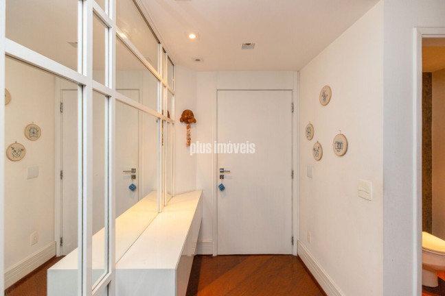 Imagem Apartamento com 3 Quartos à Venda, 120 m² em Moema - São Paulo Imagem Apartamento com 3 Quartos à Venda, 120 m² em Moema - São Paulo
