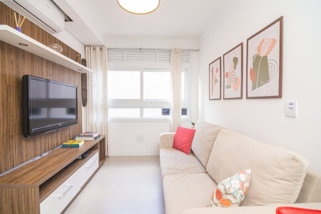 Imagem Apartamento com 1 Quarto à Venda, 31 m² em Centro Histórico - Porto Alegre Imagem Apartamento com 1 Quarto à Venda, 31 m² em Centro Histórico - Porto Alegre