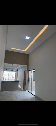 Imagem Casa com 3 Quartos à Venda, 116 m² em Goiânia Imagem Casa com 3 Quartos à Venda, 116 m² em Goiânia
