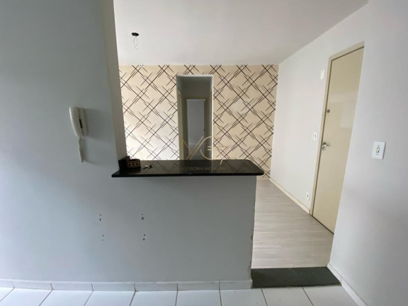Imagem Apartamento com 2 Quartos à Venda, 50 m² em Pinheirinho - Curitiba