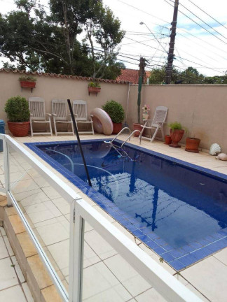 Imagem Casa com 5 Quartos à Venda, 190 m² em Granja Viana - Carapicuíba