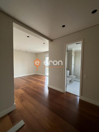 Imagem Apartamento com 3 Quartos à Venda, 242 m² Imagem Apartamento com 3 Quartos à Venda, 242 m²