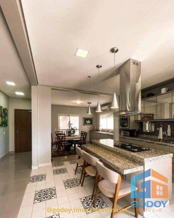 Casa com 3 Quartos à Venda, 197 m² em Condomínio Belvedere - Cuiabá