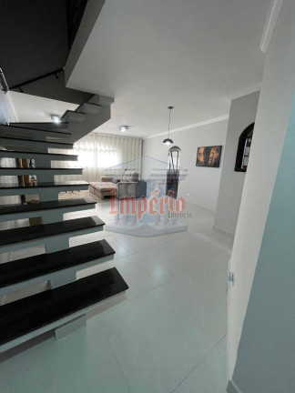 Imagem Casa com 3 Quartos à Venda, 263 m² em Jardim Rina - Santo André Imagem Casa com 3 Quartos à Venda, 263 m² em Jardim Rina - Santo André