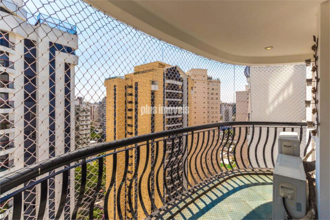 Apartamento com 2 Quartos à Venda, 105 m² em Moema - São Paulo