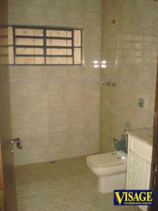 Imagem Casa com 2 Quartos à Venda, 500 m² em Centro - Jacareí