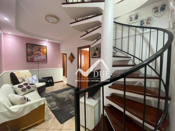 Imagem Cobertura com 3 Quartos à Venda, 236 m² em Embaré - Santos